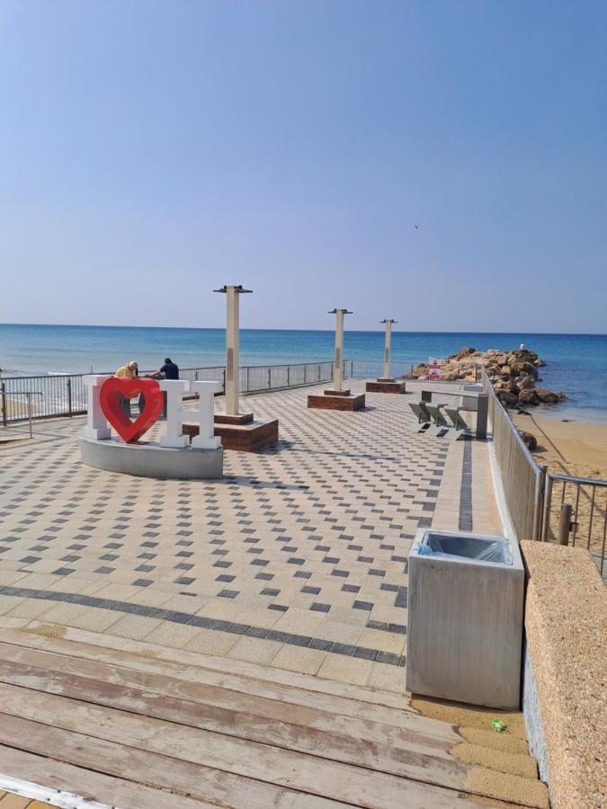 Kadarim Boutique Suites-Beachfront Zimmer Haifa Exterior photo